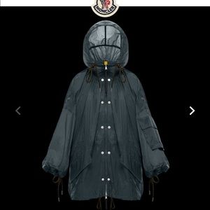 2 MONCLER 1952 DELPHI Dark green Parka